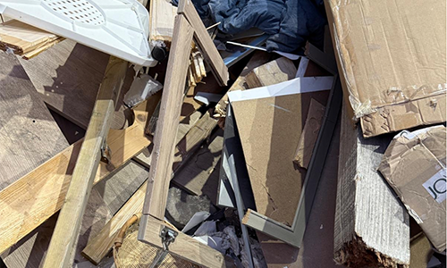 bouw- en sloopafval oomencontainers